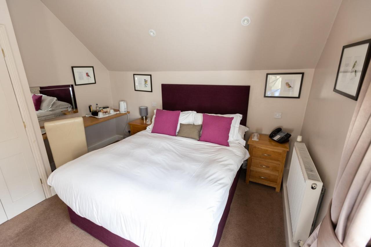 Prested Hall 3*